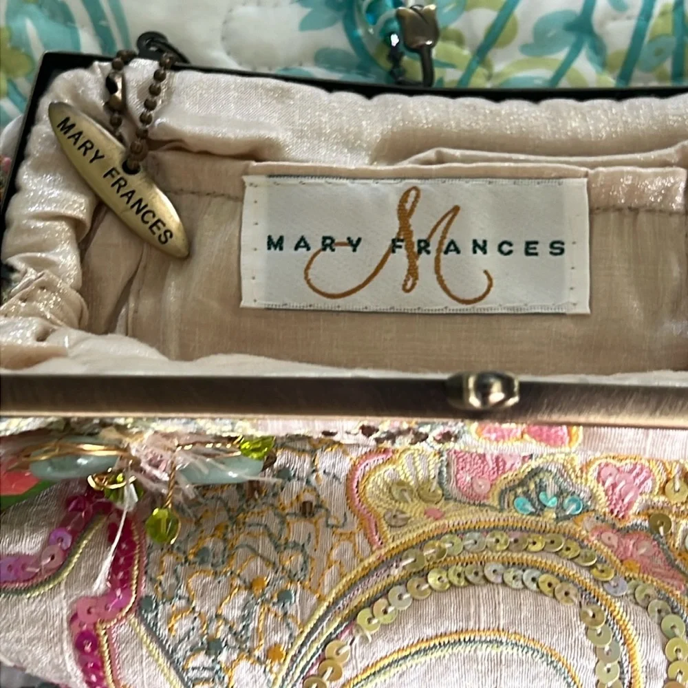 Vintage Mary Frances Designer Hand Stitched Purse. One of a kind. Never used. - Picture 8 of 11